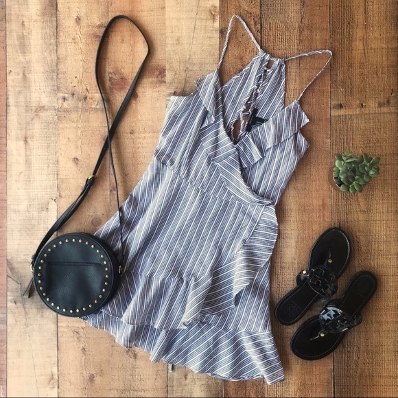 Dresses & Skirts - Adorable Gray/White Pinstriped DRESS - NEW